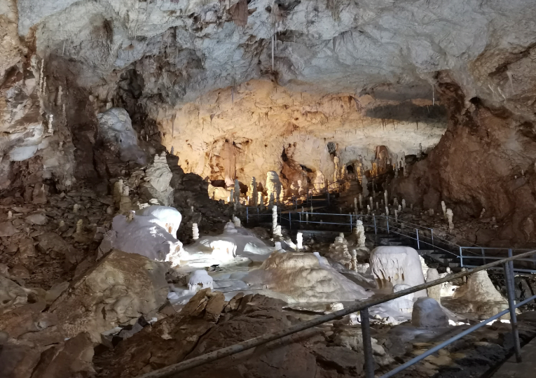 Explorare Peșteri Munții Apuseni
