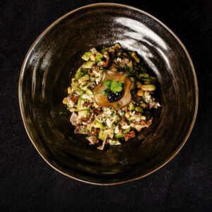 Salatã de avocado cu piept de pui
